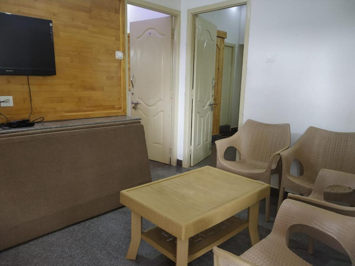 Thirumala Inn Йелагири Екстериор снимка